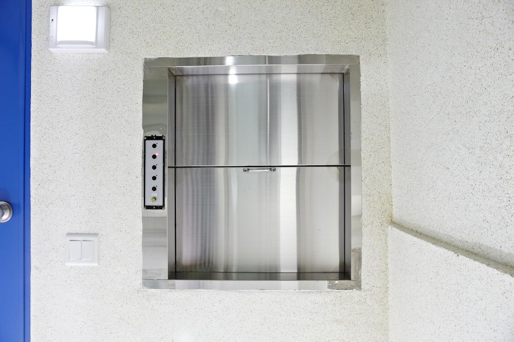 Rainbow Hotel Myeongdong Сеул Экстерьер фото