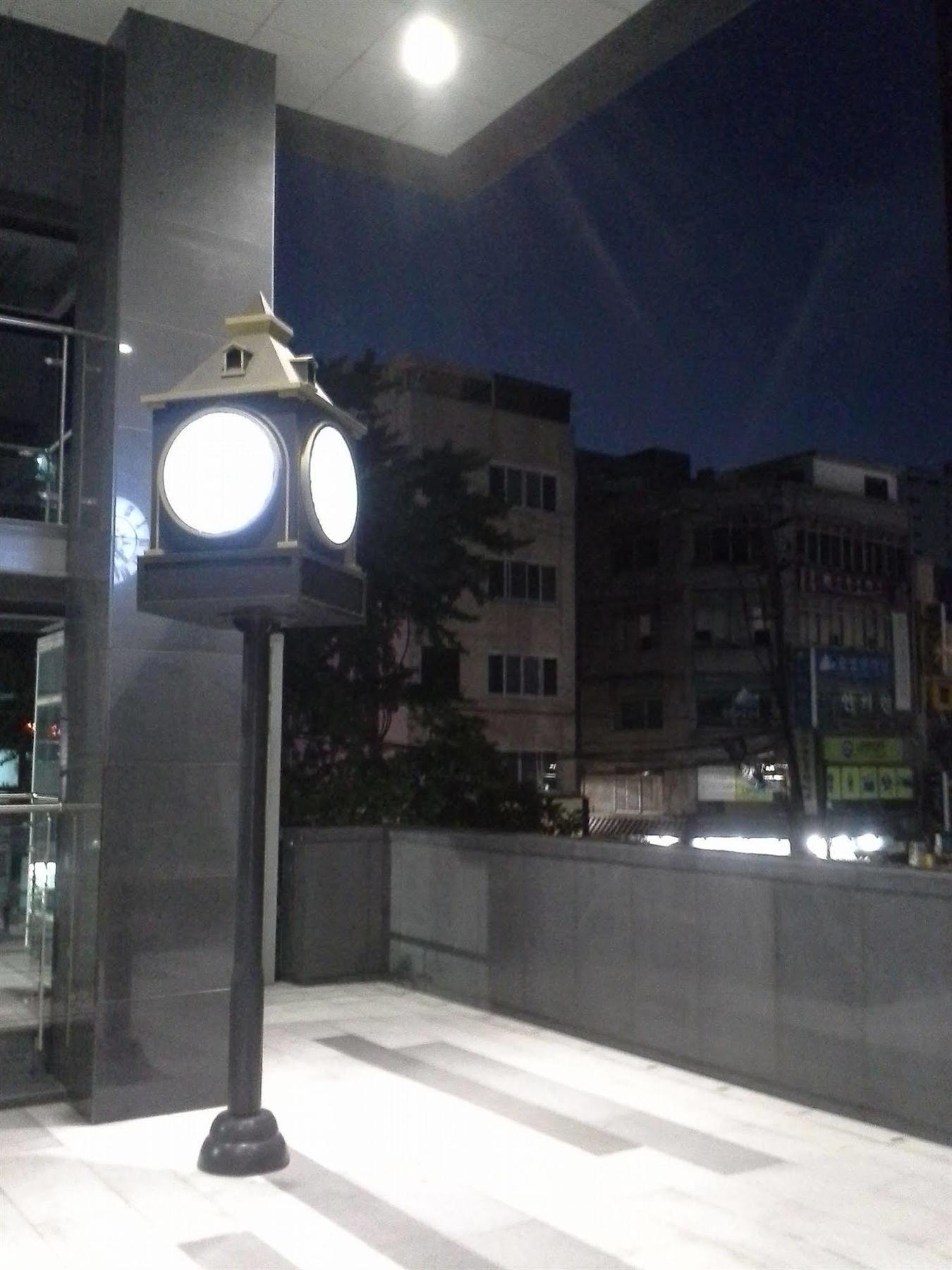 Rainbow Hotel Myeongdong Сеул Экстерьер фото